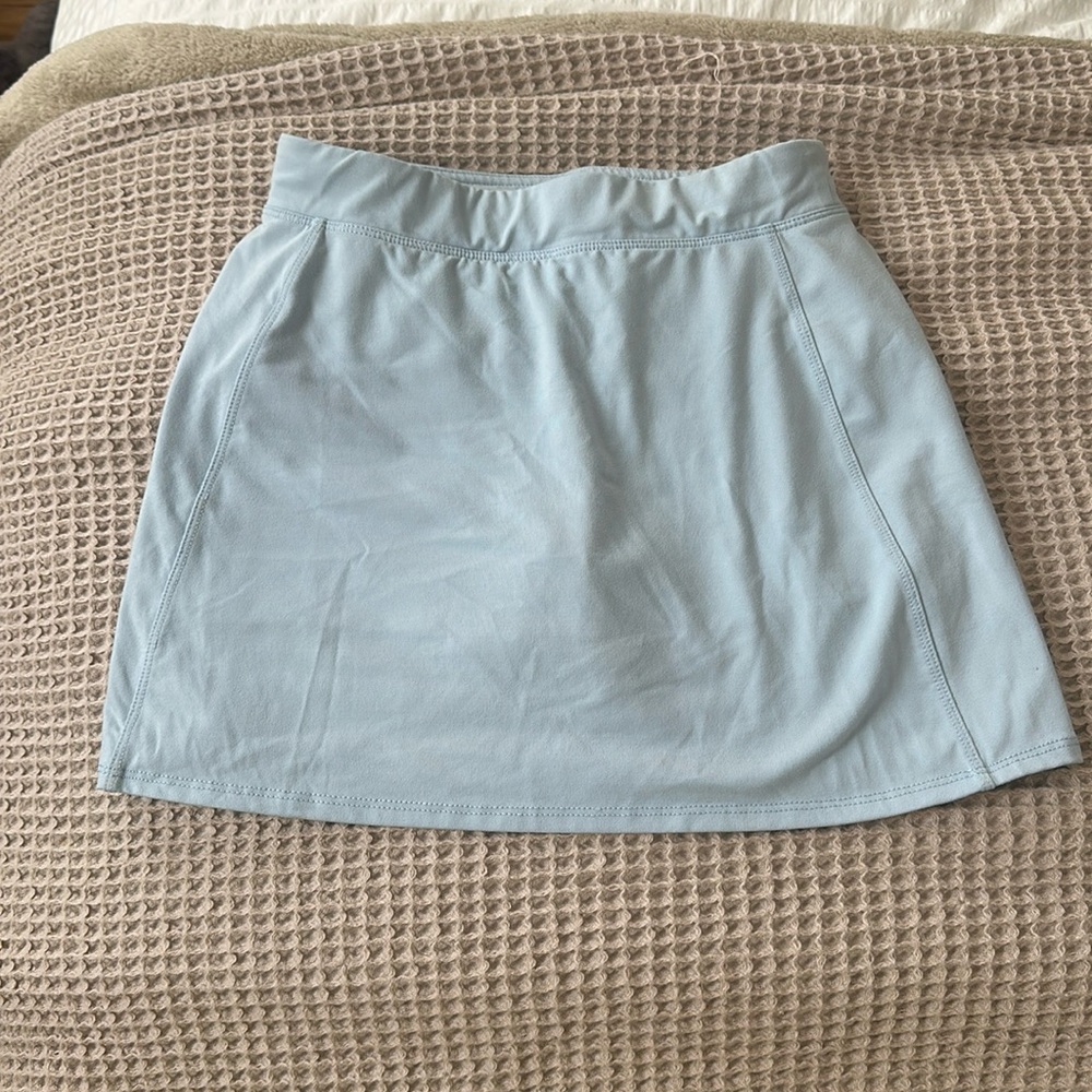 Aritzia TNAction triumph mini skirt in light blue sz XXS